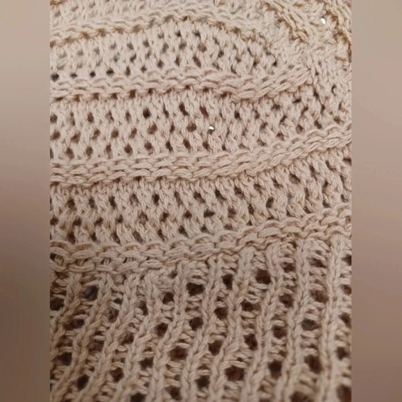 Love Knits NWT Tan and Green Knit Crop Top  Size Medium - Picture 4 of 6